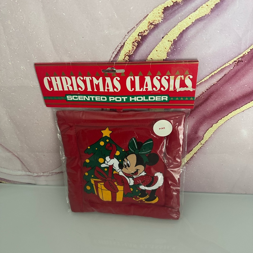 VINTAGE 90s DISNEY MINNIE MOUSE CHRISTMAS POT HOLDER “PINE SCENTED” NEW